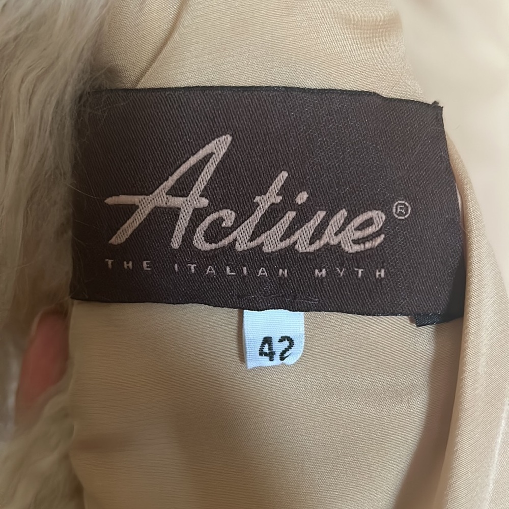 Authentic Maximillion at Bloomingdale’s fur vest - Picture 4 of 5